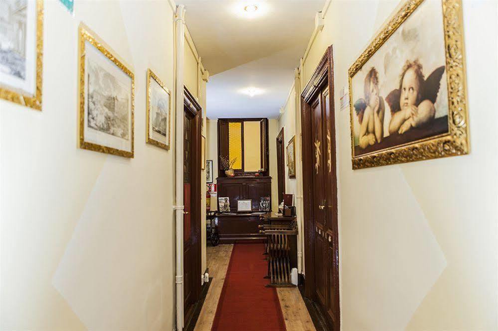 ตีบุลโล เกสท์เฮาส์ Hotel โรม ภายนอก รูปภาพ